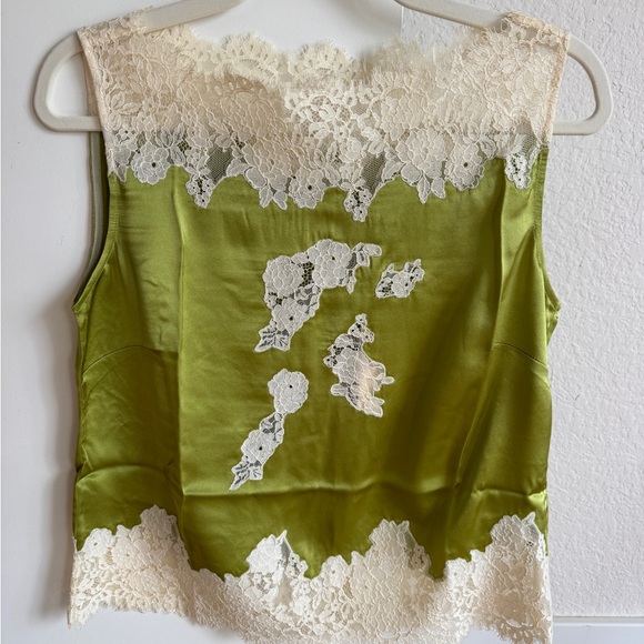 Doen Viviane Top in Meadow (RARE) - Picture 2 of 5